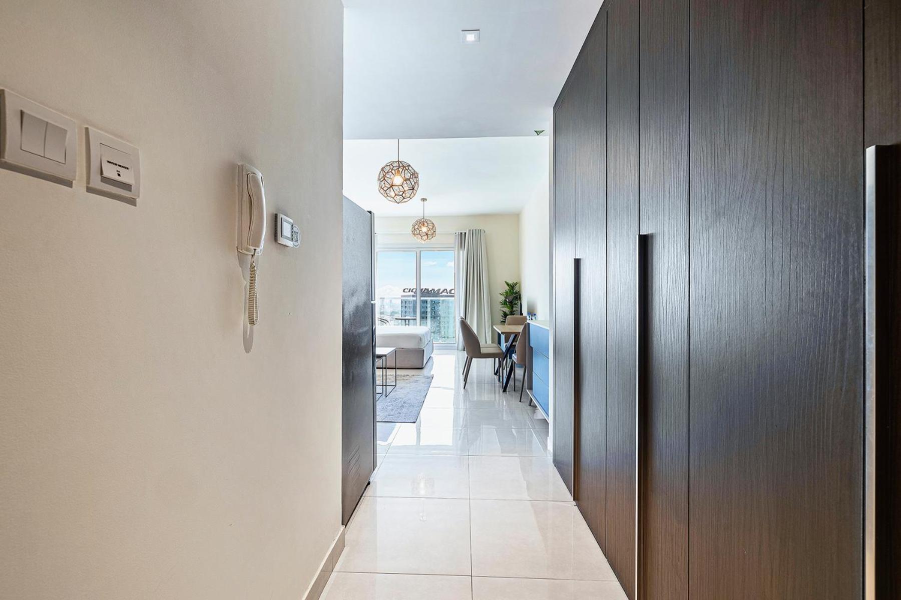 Apartamento Unlock Metropolis Business Bay Dubái Exterior foto